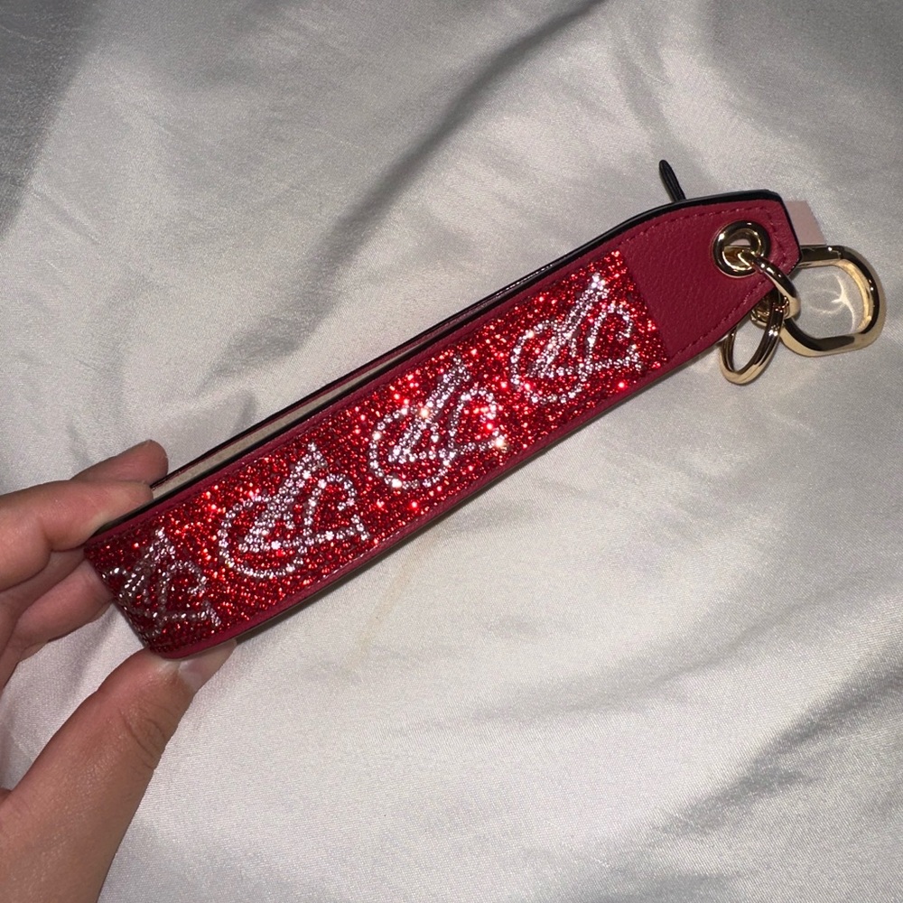Red Glitter Heart Keychain Wristlet sexy Vs 🔥 ❤️‍🔥